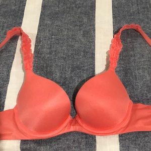 Push-up bra